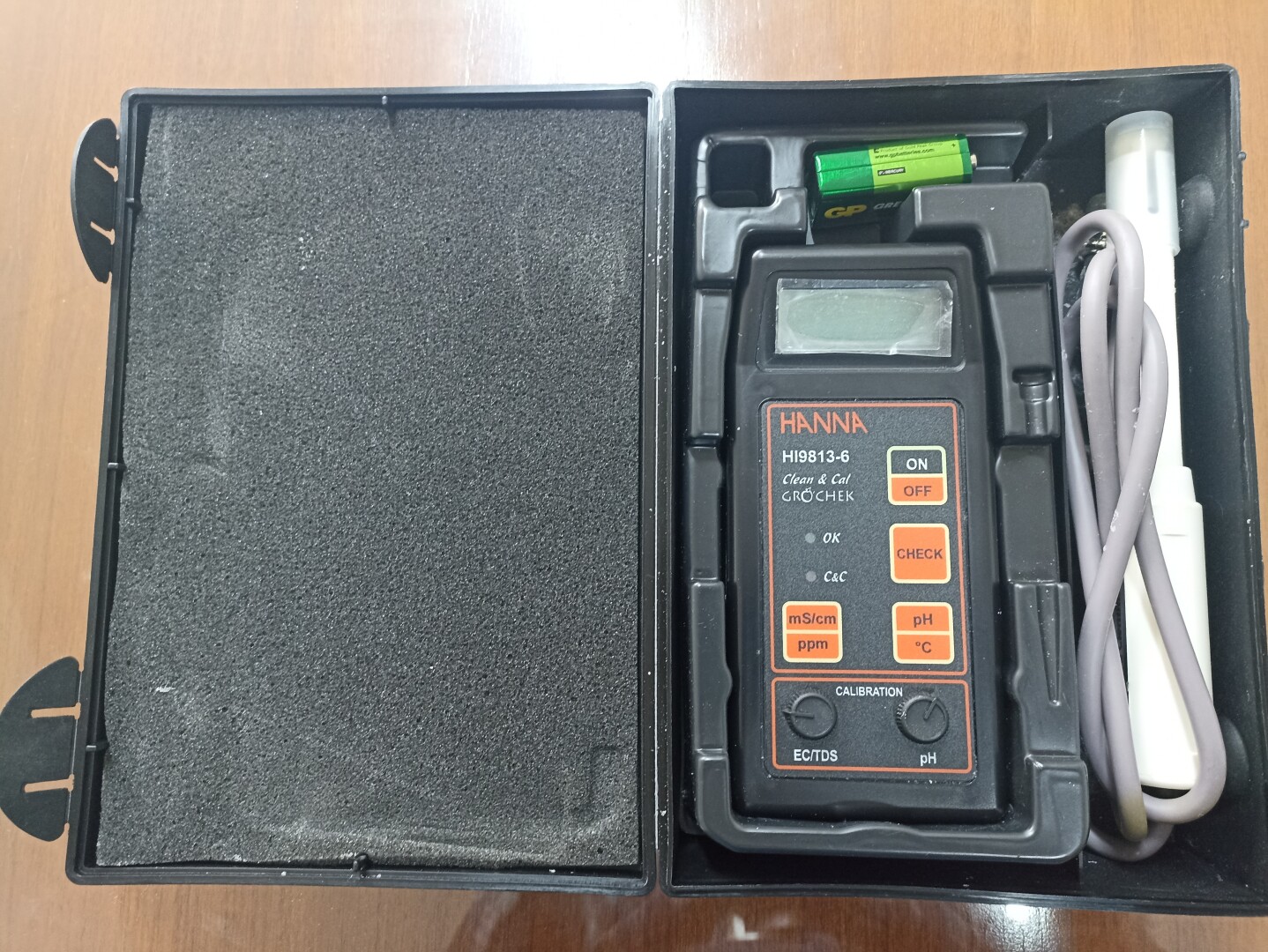 HI 9813-6 Medidor portátil de temperatura y pH/EC/TDS